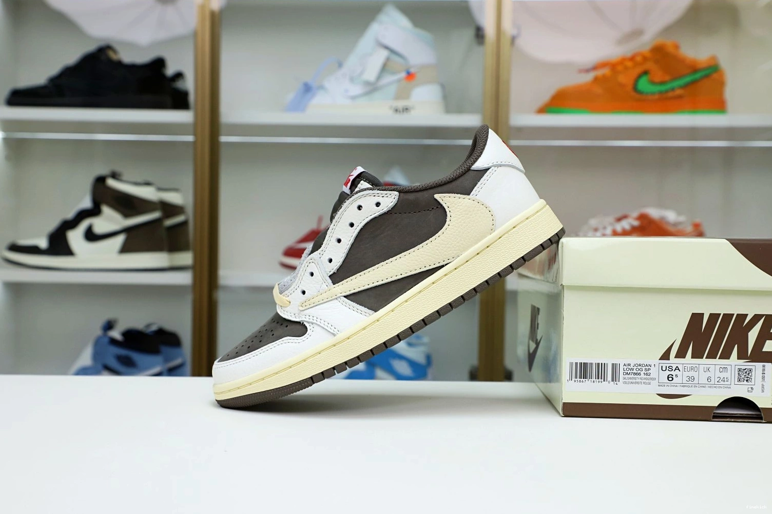 MOCHA SCOTT TRAVIS OG 1 AIR LOW X REVERSE JORDAN 0913
